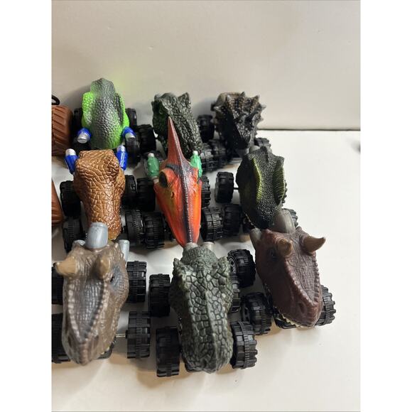 Dino Heads Pullback Friction Cars Dinosaur Monster Truck Toy Vehicle (Lot of 11) - Picture 3 of 6